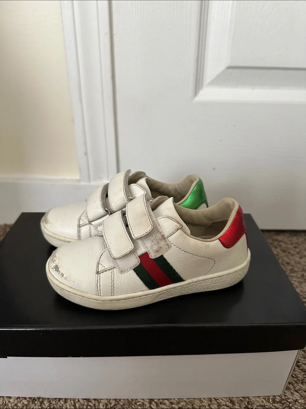 Gucci White Kids Sneakers with Red & Green Accents